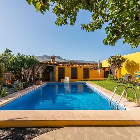 Villa Gáldar Cuchufleta piscina BBQ Parking Privado