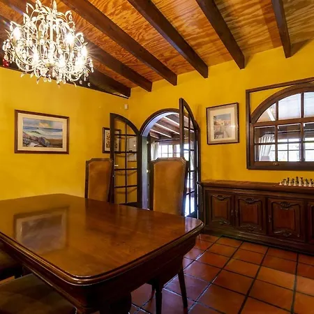 Villa Gáldar Cuchufleta piscina BBQ Parking Privado * Gáldar