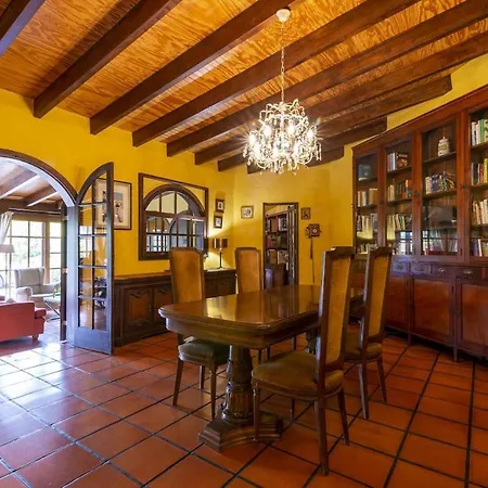 Villa Gáldar Cuchufleta piscina BBQ Parking Privado Villa Gáldar